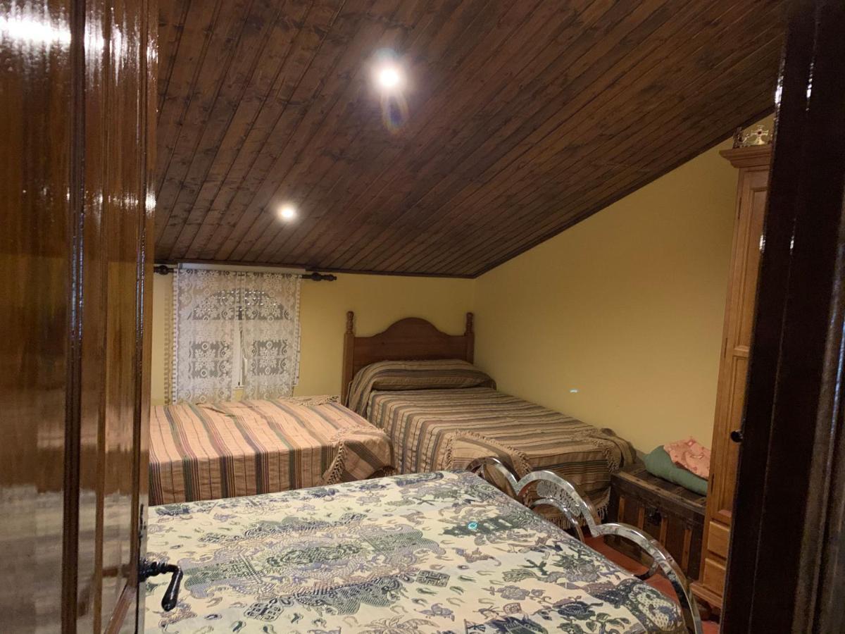 Monte Rosado Viviendas Vacacionales La Peza Luaran gambar