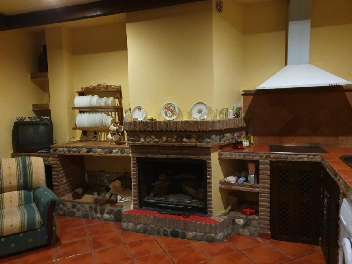 Monte Rosado Viviendas Vacacionales La Peza Luaran gambar