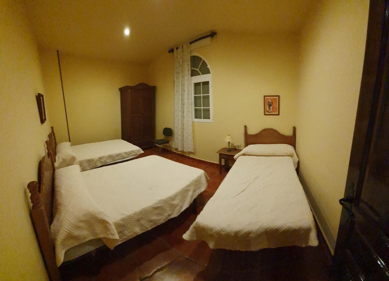 Monte Rosado Viviendas Vacacionales La Peza Luaran gambar